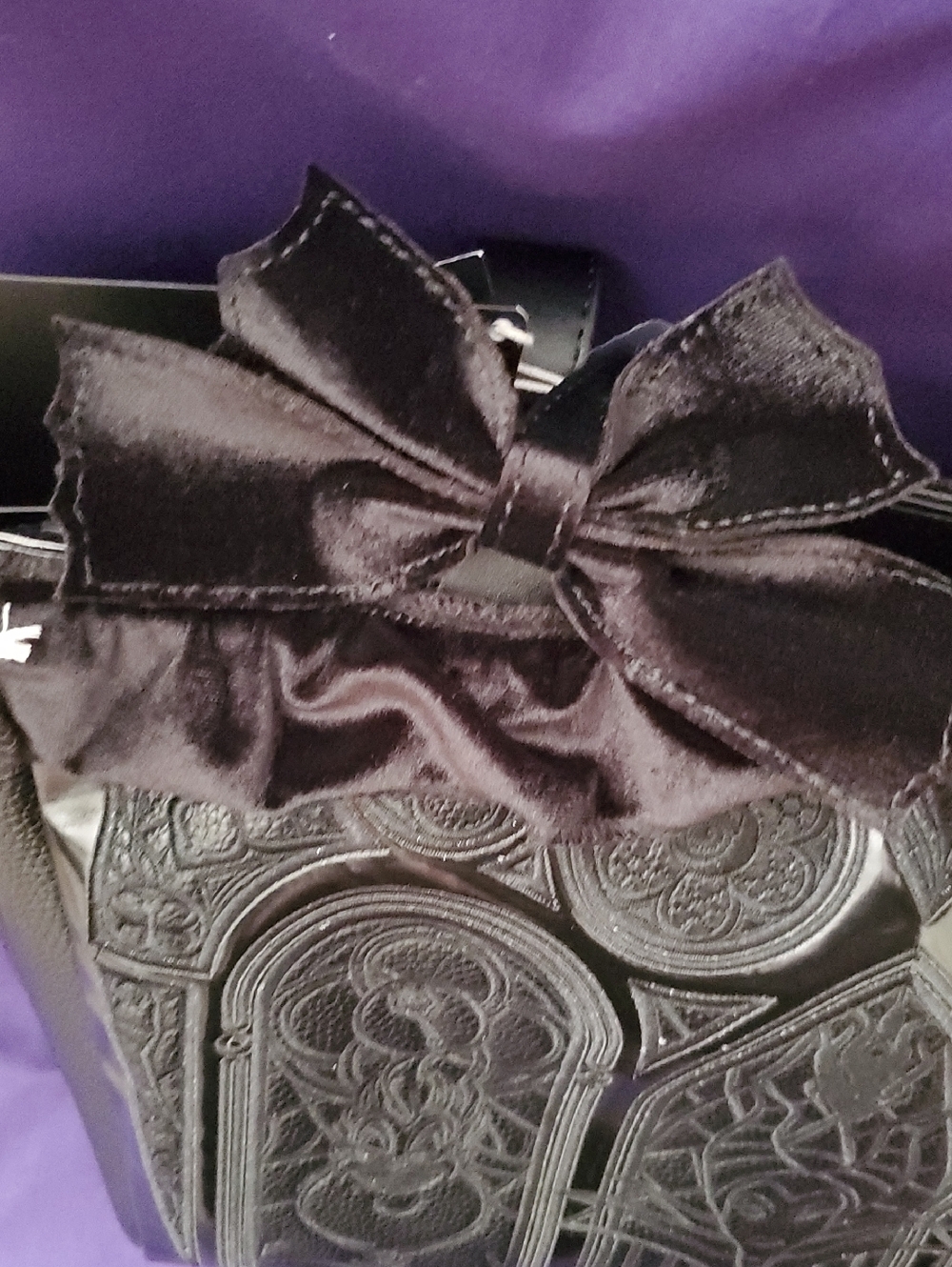 Loungefly Disney Black Embossed Gothic Tote with Velvet Trim (Hot Topic) - Picture 5 of 16